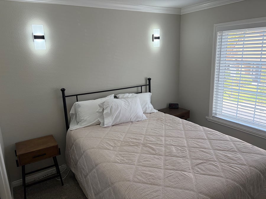 Furnished Finder property 570002_1 photo 18