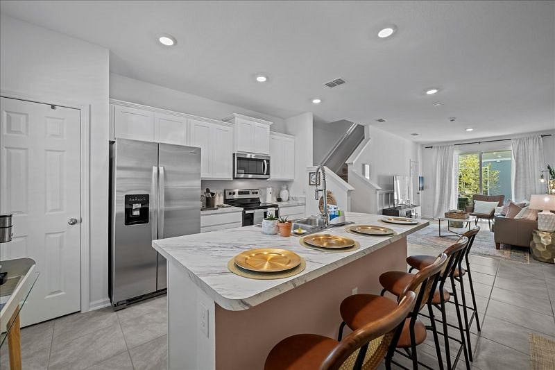 Furnished Finder property 570017_1 photo 6