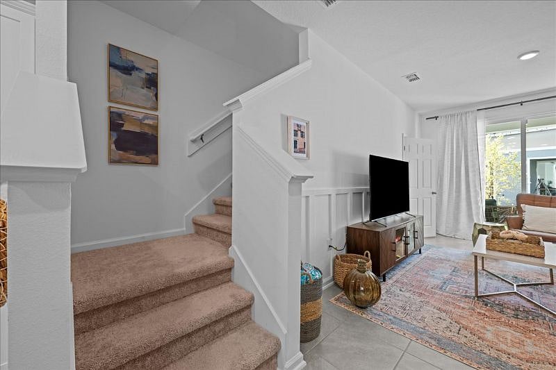 Furnished Finder property 570017_1 photo 10