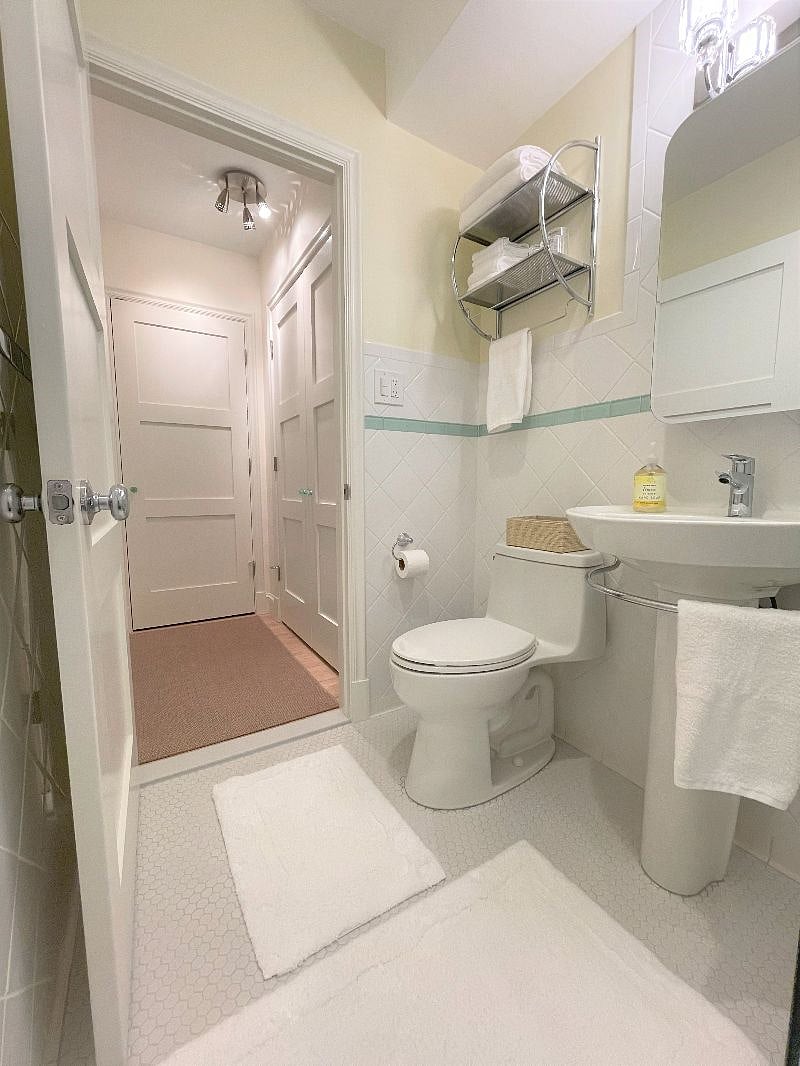 Furnished Finder property 570035_1 photo 12