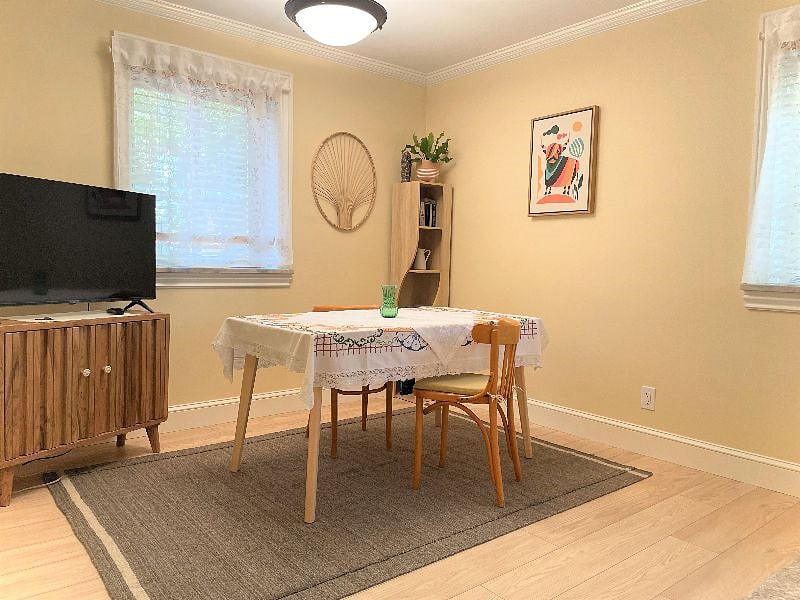 Furnished Finder property 570035_1 photo 4