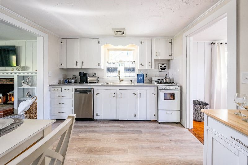 Kitchen with new appliances (the stove has been replaced since this photo was taken)