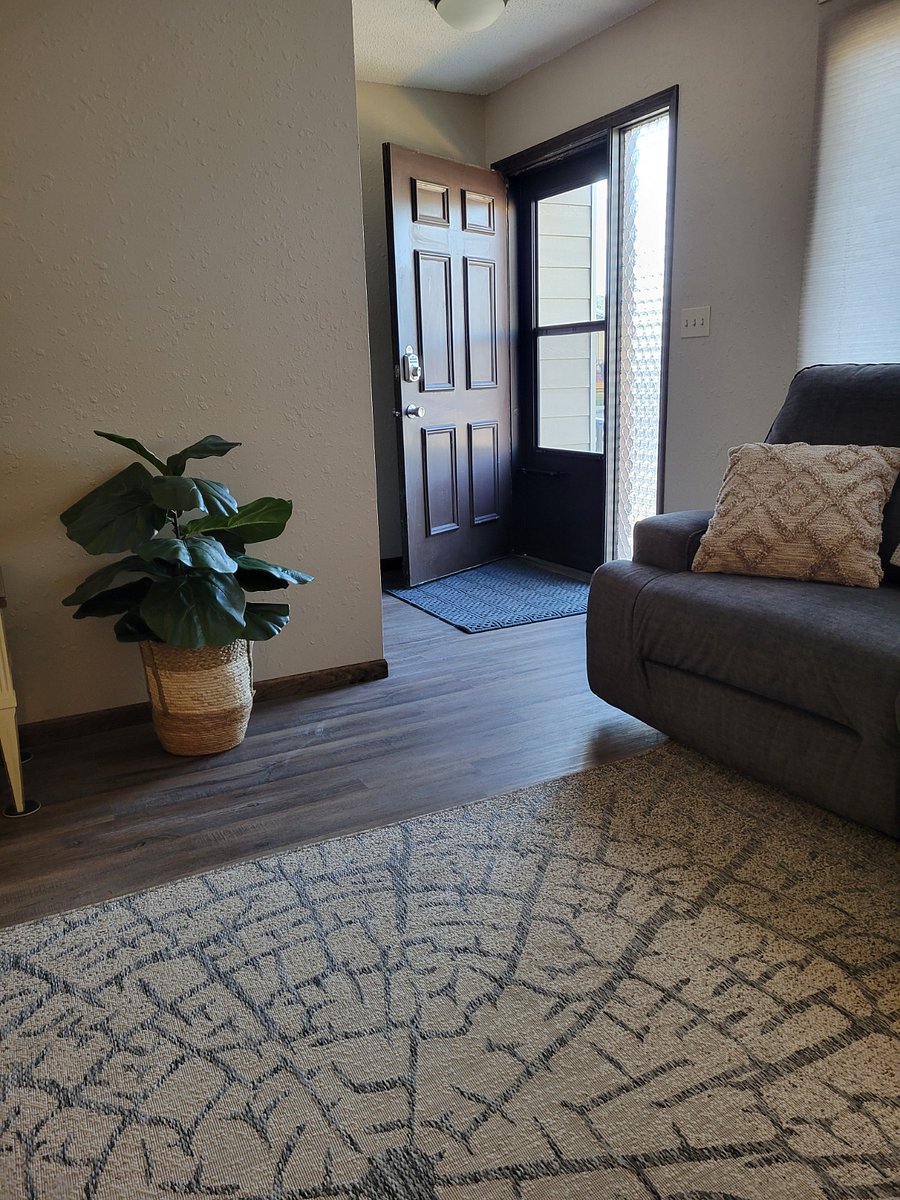 Furnished Finder property 570086_2 photo 18