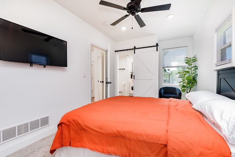 Furnished Finder property 570116_1 photo 16