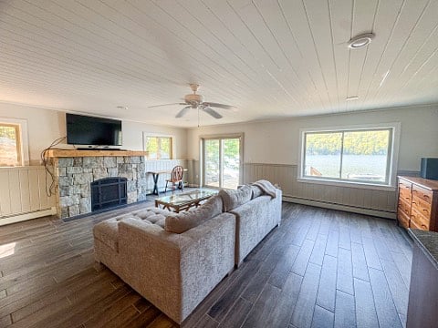 Furnished Finder property 570119_1 photo 21