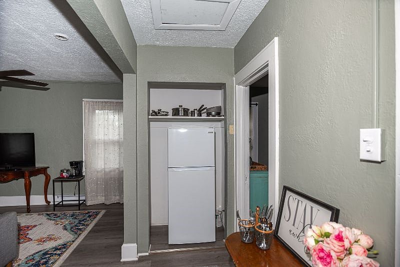 Furnished Finder property 570122_1 photo 13