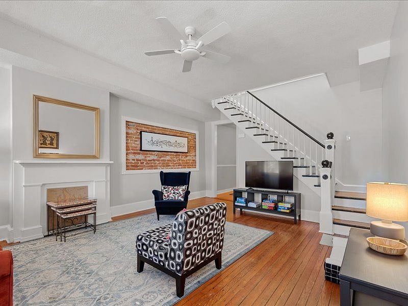 Furnished Finder property 570137_1 photo 4