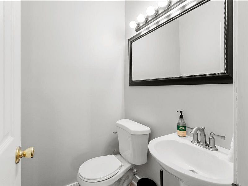 Furnished Finder property 570137_1 photo 14