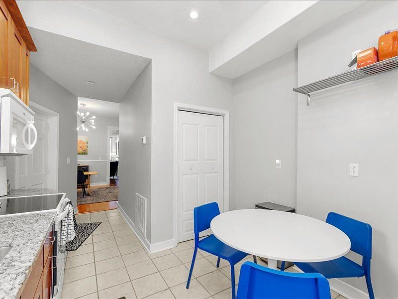 Furnished Finder property 570137_1 photo 29