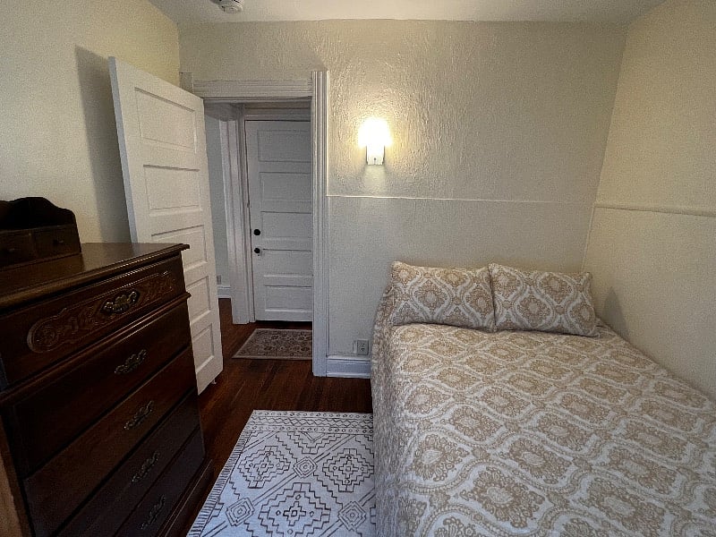 Furnished Finder property 570138_1 photo 10