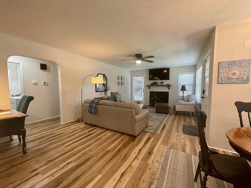 Furnished Finder property 570151_1 photo 37