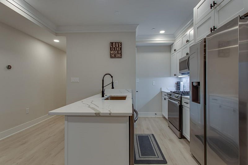 Furnished Finder property 570201_1 photo 8