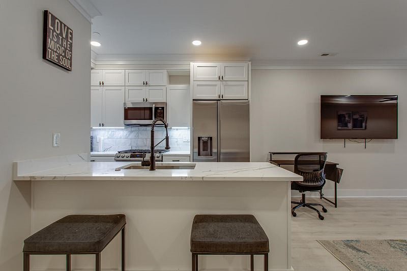 Furnished Finder property 570201_1 photo 9