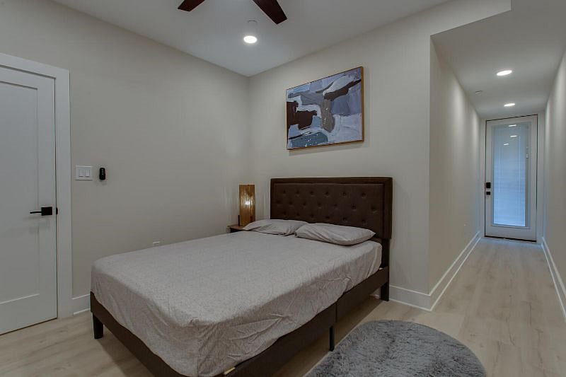 Furnished Finder property 570201_1 photo 14