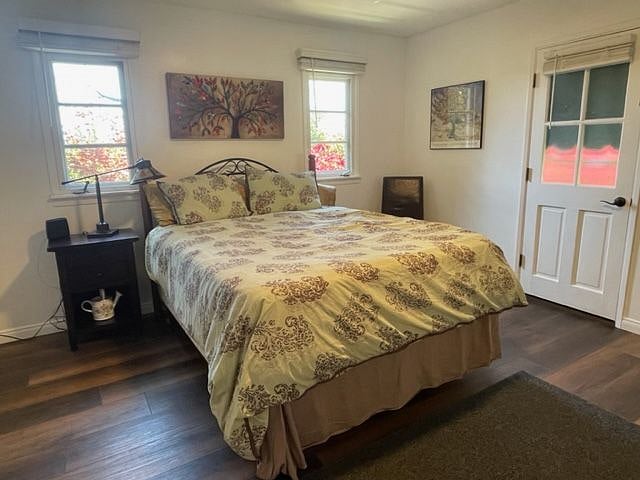 Large private bedroom (13x15) with private entry.