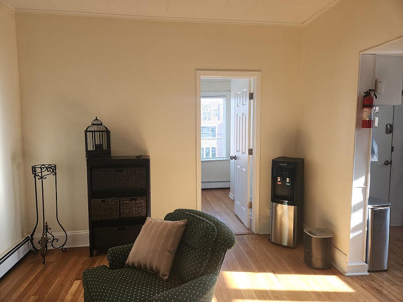 Furnished Finder property 570224_2 photo 4