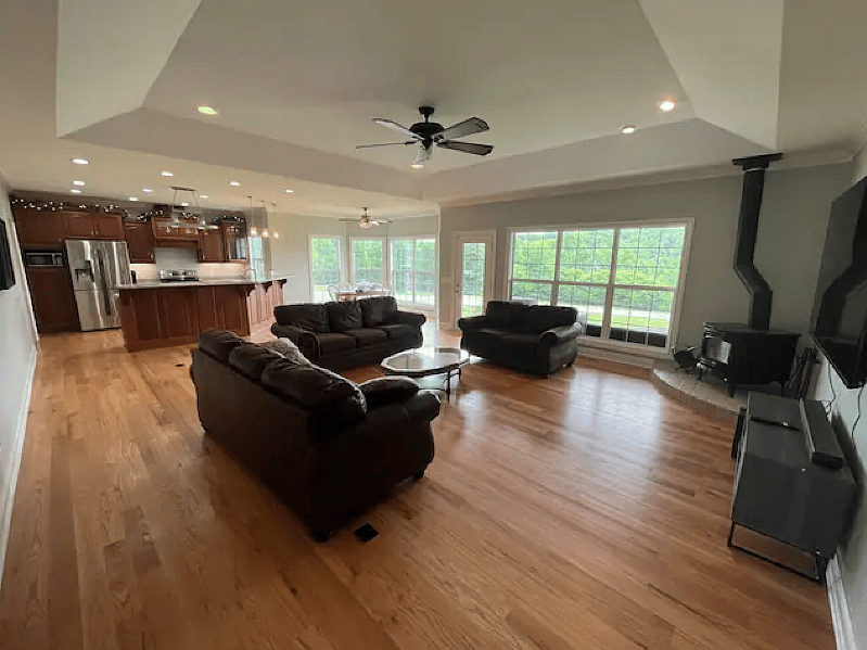 Furnished Finder property 570239_1 photo 1