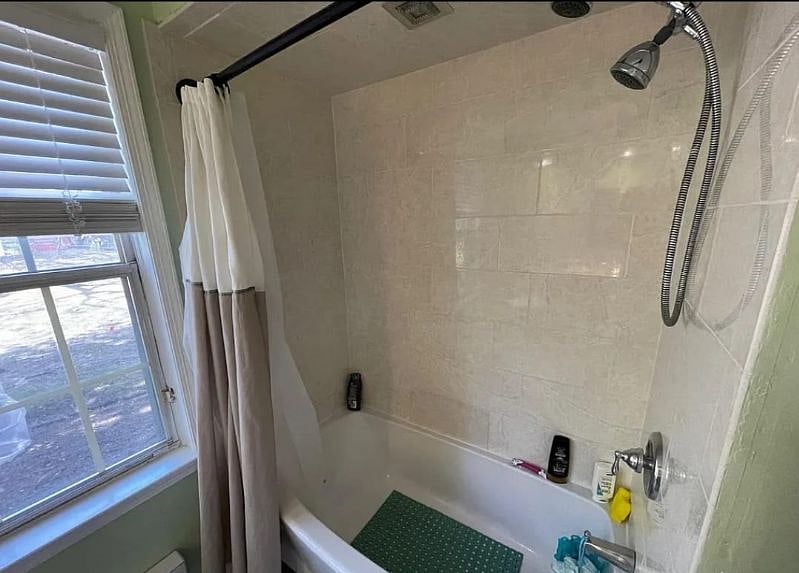 Furnished Finder property 570270_1 photo 6