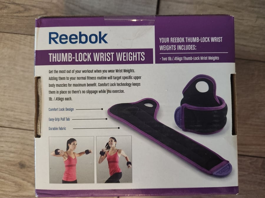 Some workout tools available to use. 