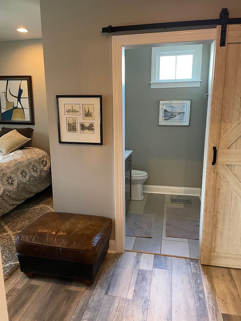 Bathroom entry from bedroom