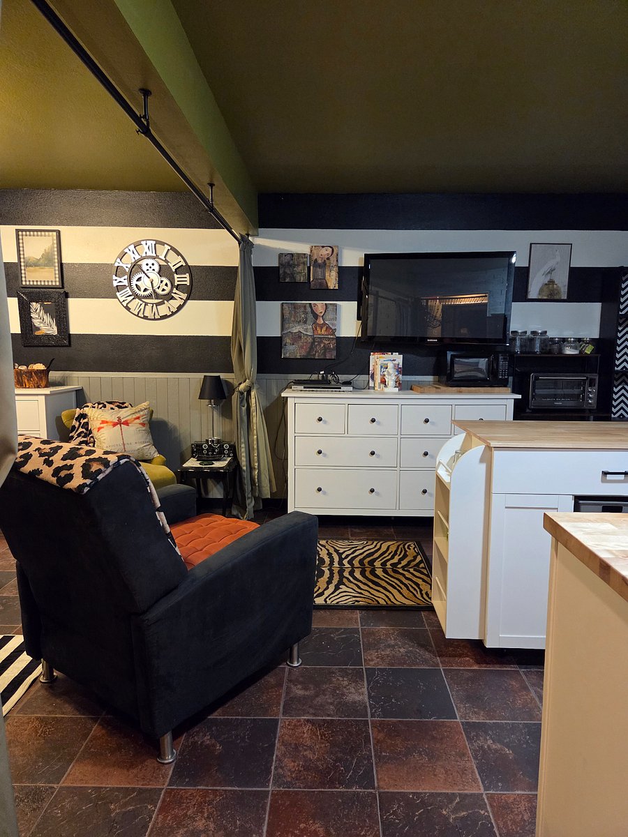 Furnished Finder property 570330_1 photo 15