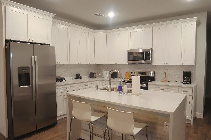 Furnished Finder property 570367_2 photo 4
