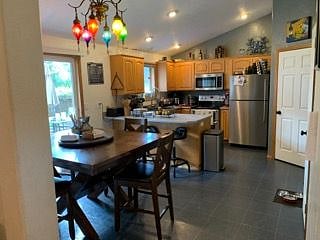Furnished Finder property 570393_1 photo 5