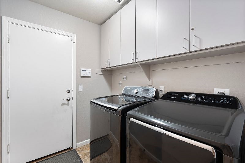 Furnished Finder property 570395_1 photo 15