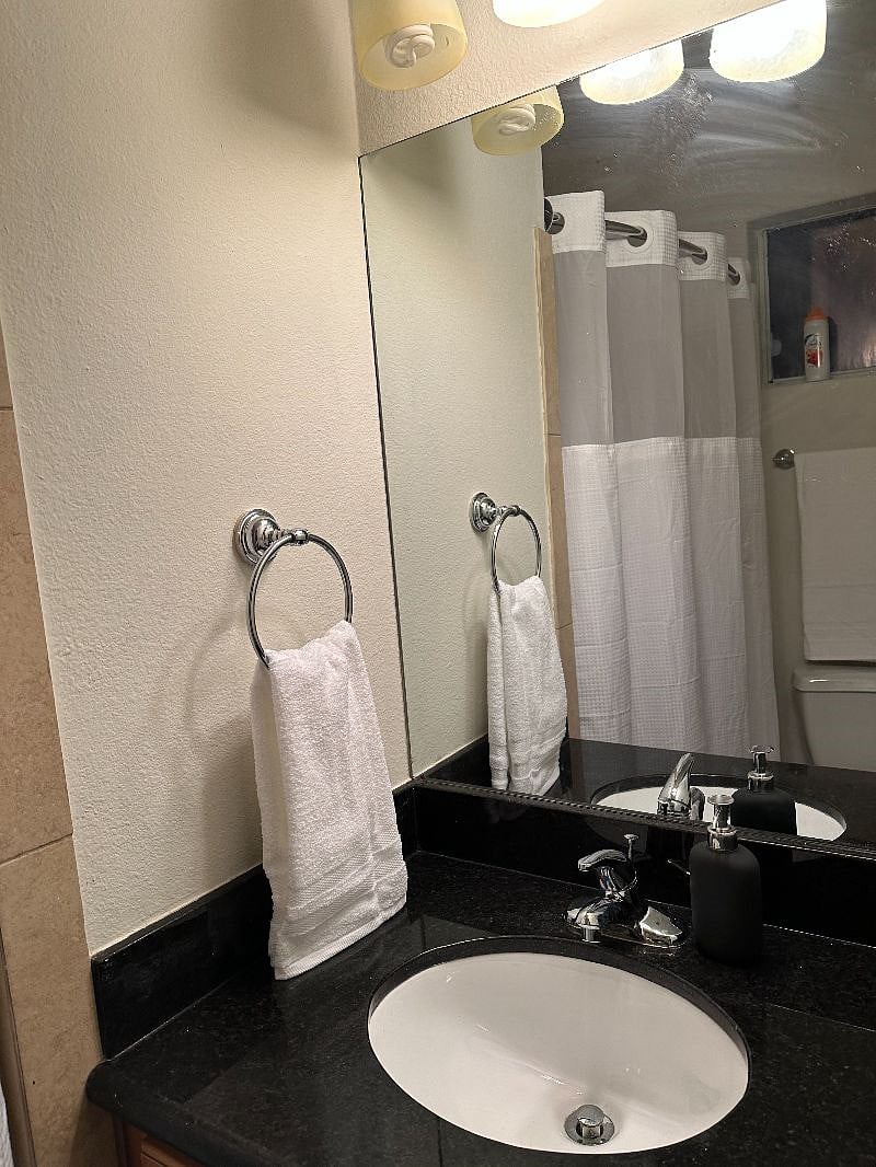 Furnished Finder property 570434_1 photo 16