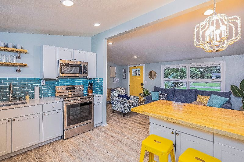 Furnished Finder property 570468_1 photo 8
