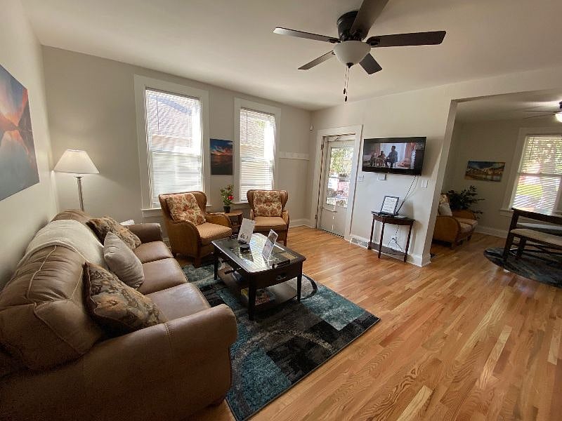 Furnished Finder property 570490_2 photo 8
