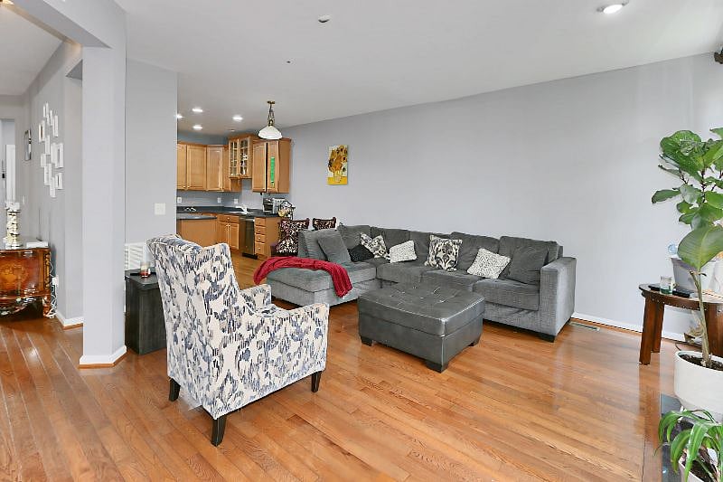 Furnished Finder property 570498_1 photo 16