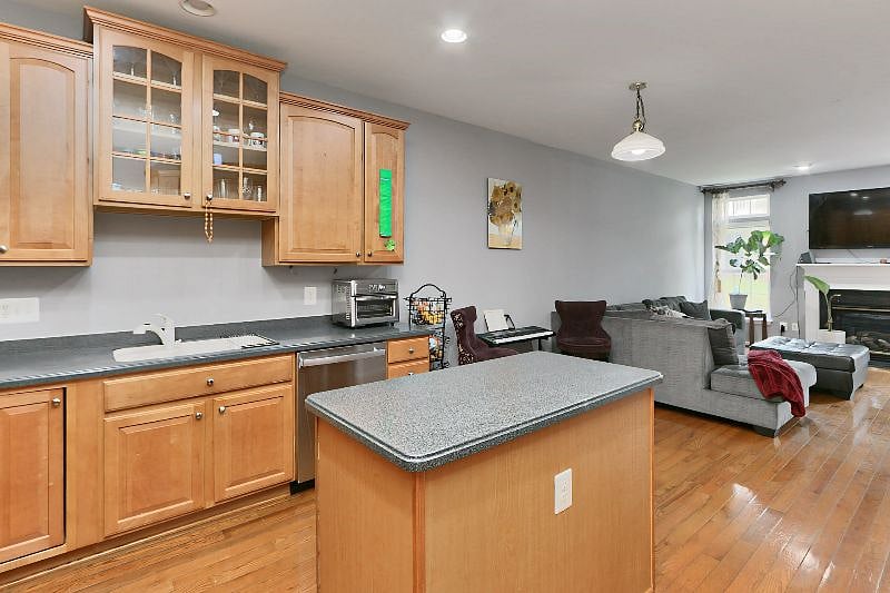 Furnished Finder property 570498_1 photo 20