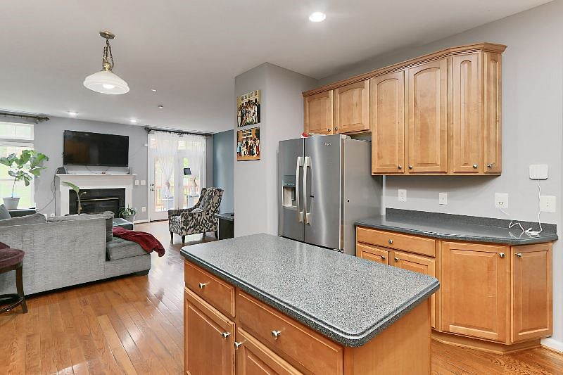 Furnished Finder property 570498_1 photo 21