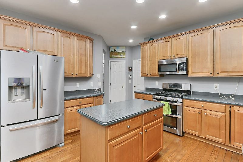Furnished Finder property 570498_1 photo 22
