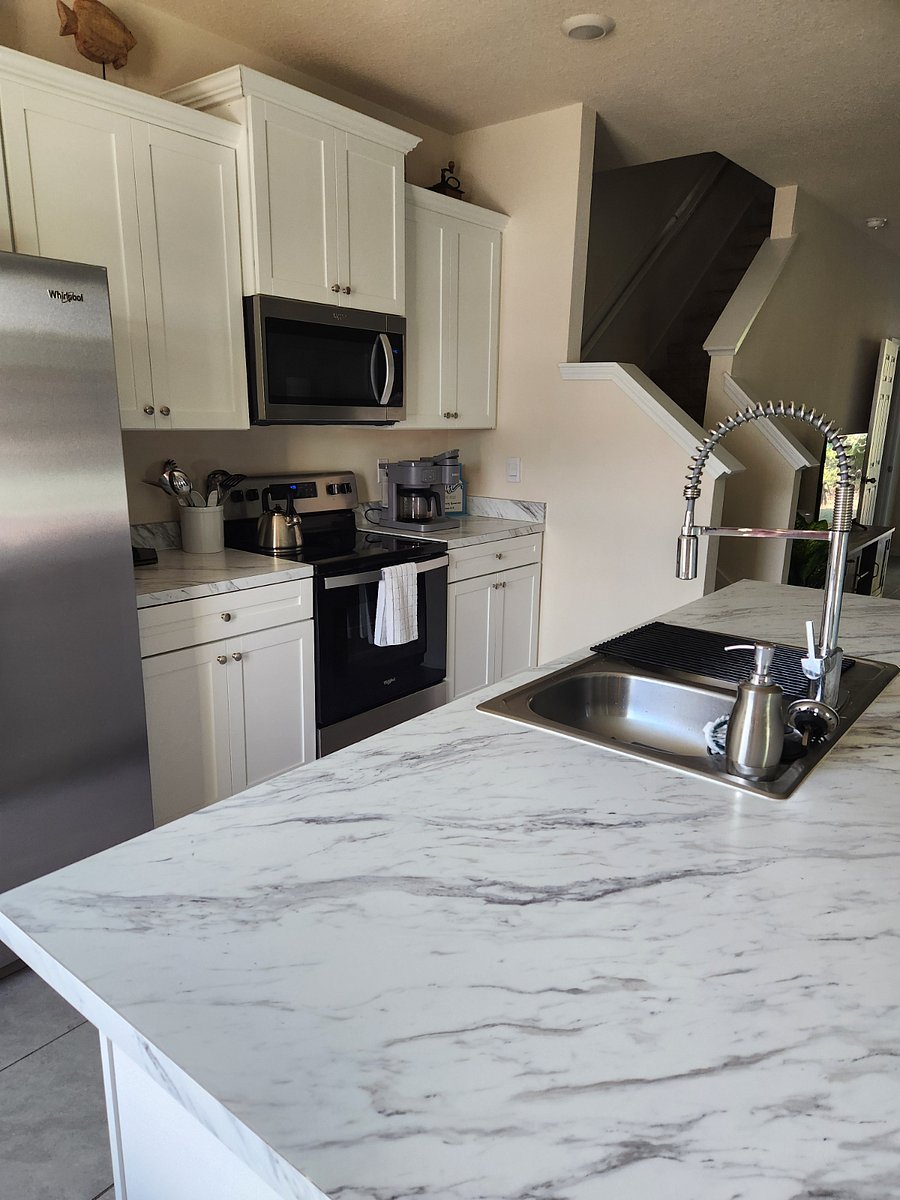 Furnished Finder property 570534_1 photo 12