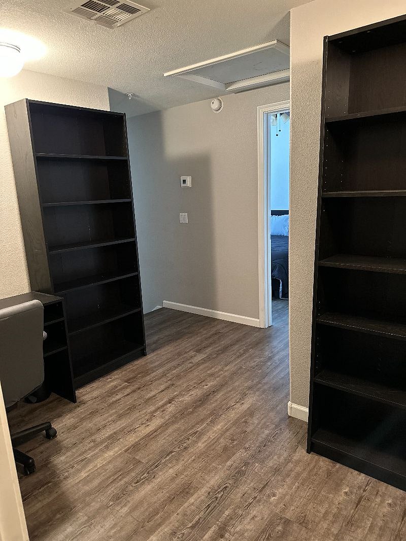 Furnished Finder property 570560_1 photo 14