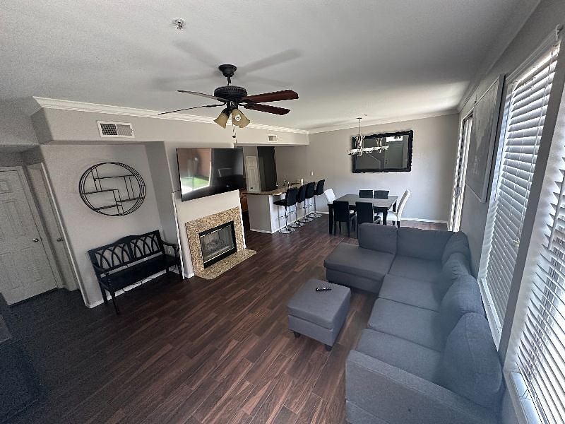 Furnished Finder property 570560_1 photo 4