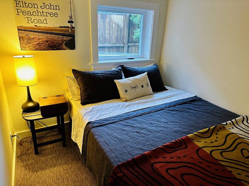 Furnished Finder property 570575_1 photo 9