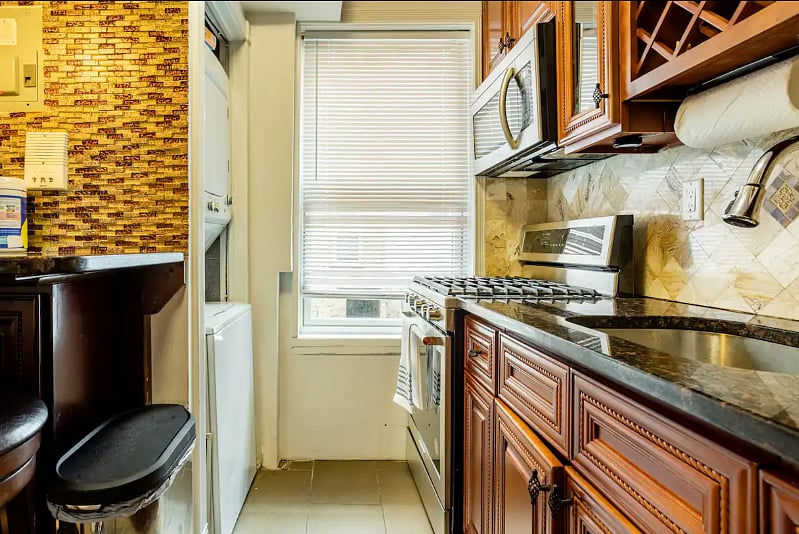 Furnished Finder property 570578_1 photo 9