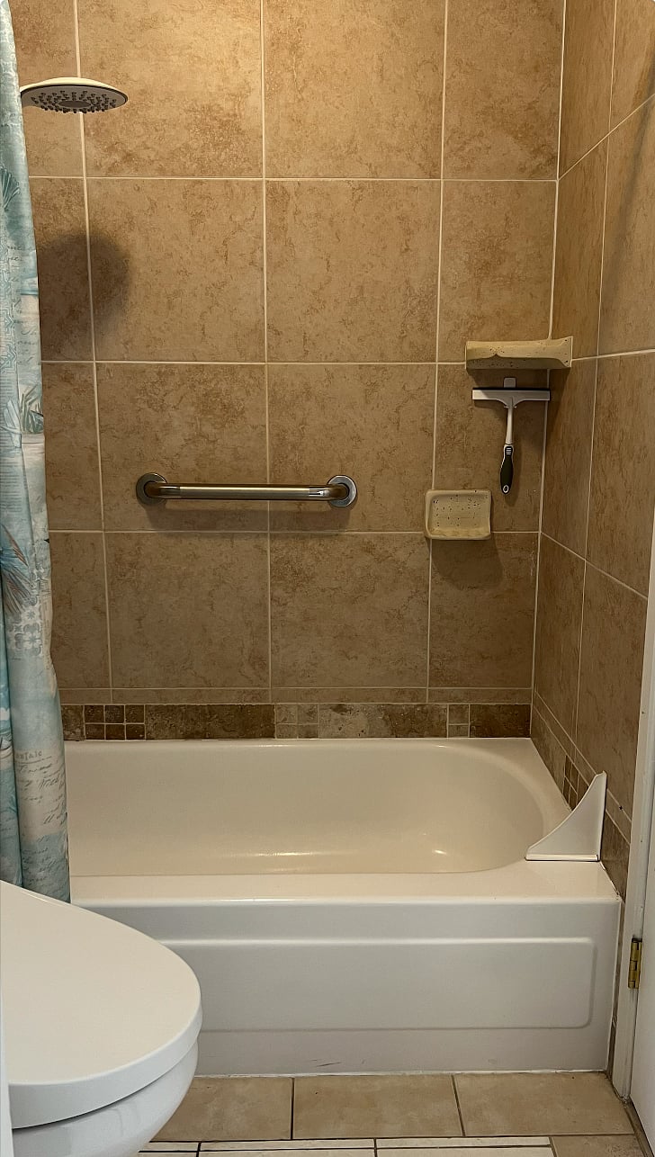 Furnished Finder property 570590_1 photo 17