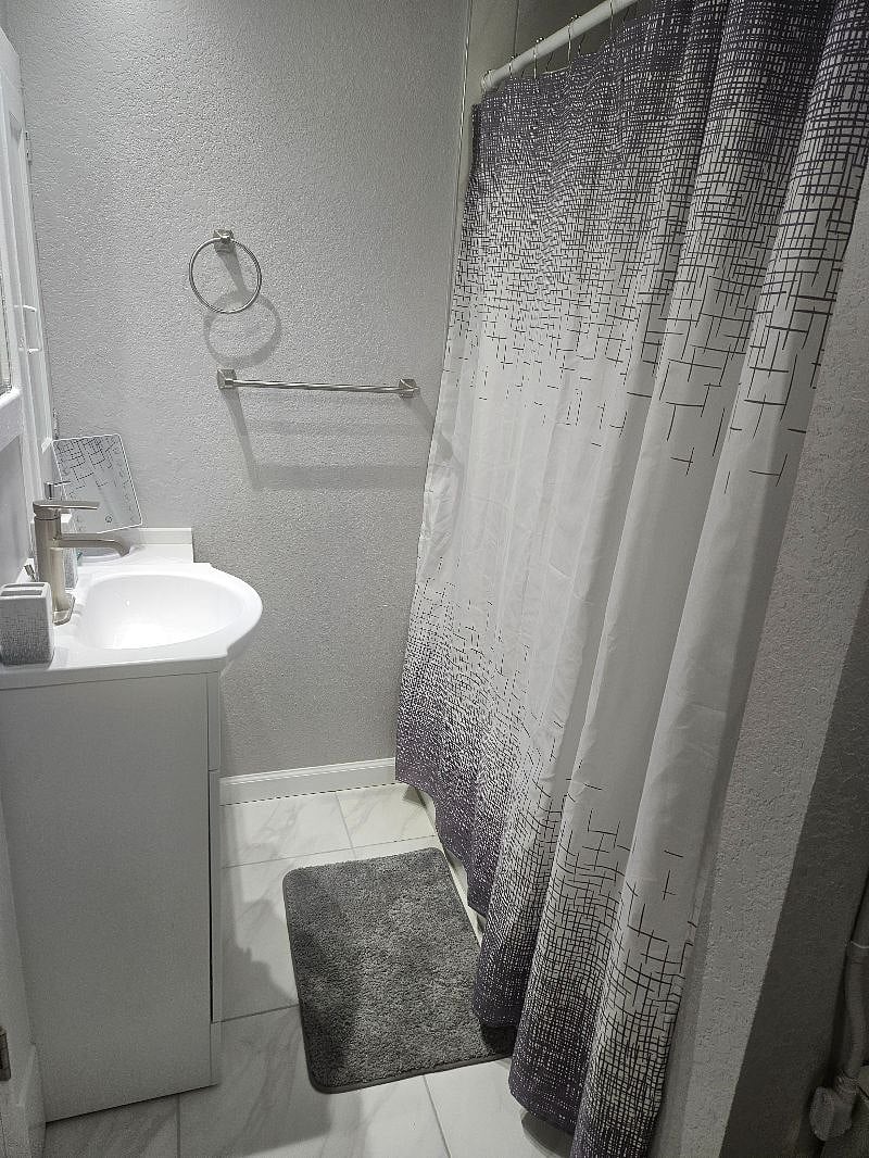 Furnished Finder property 570593_1 photo 6