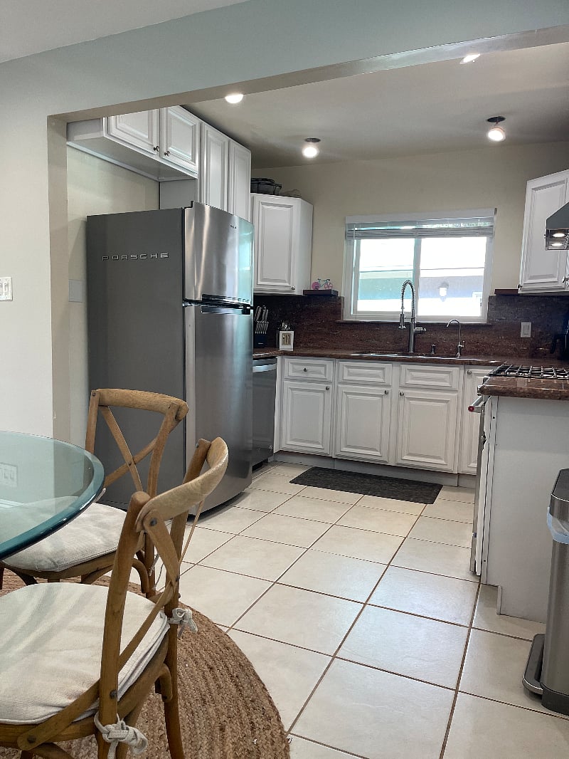 Furnished Finder property 570601_1 photo 17