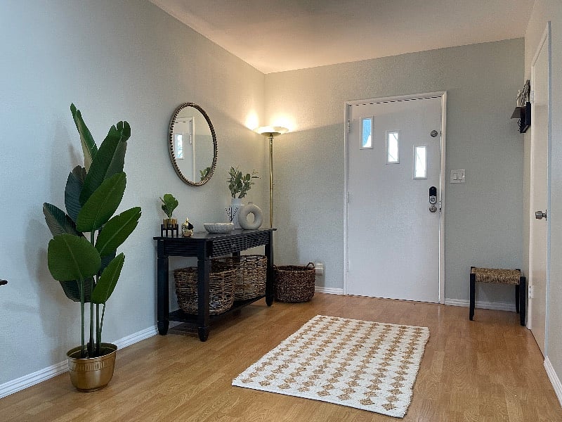 Furnished Finder property 570601_1 photo 38