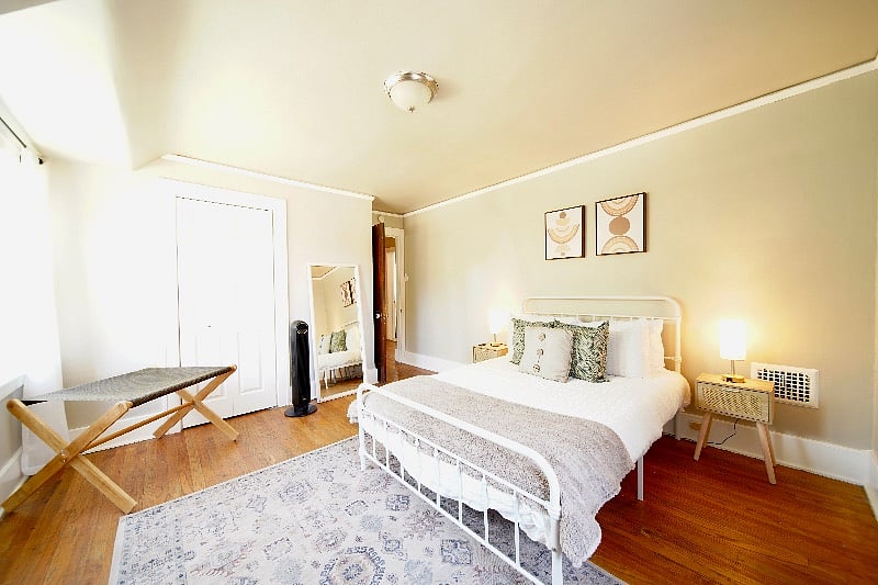 Furnished Finder property 570611_1 photo 24