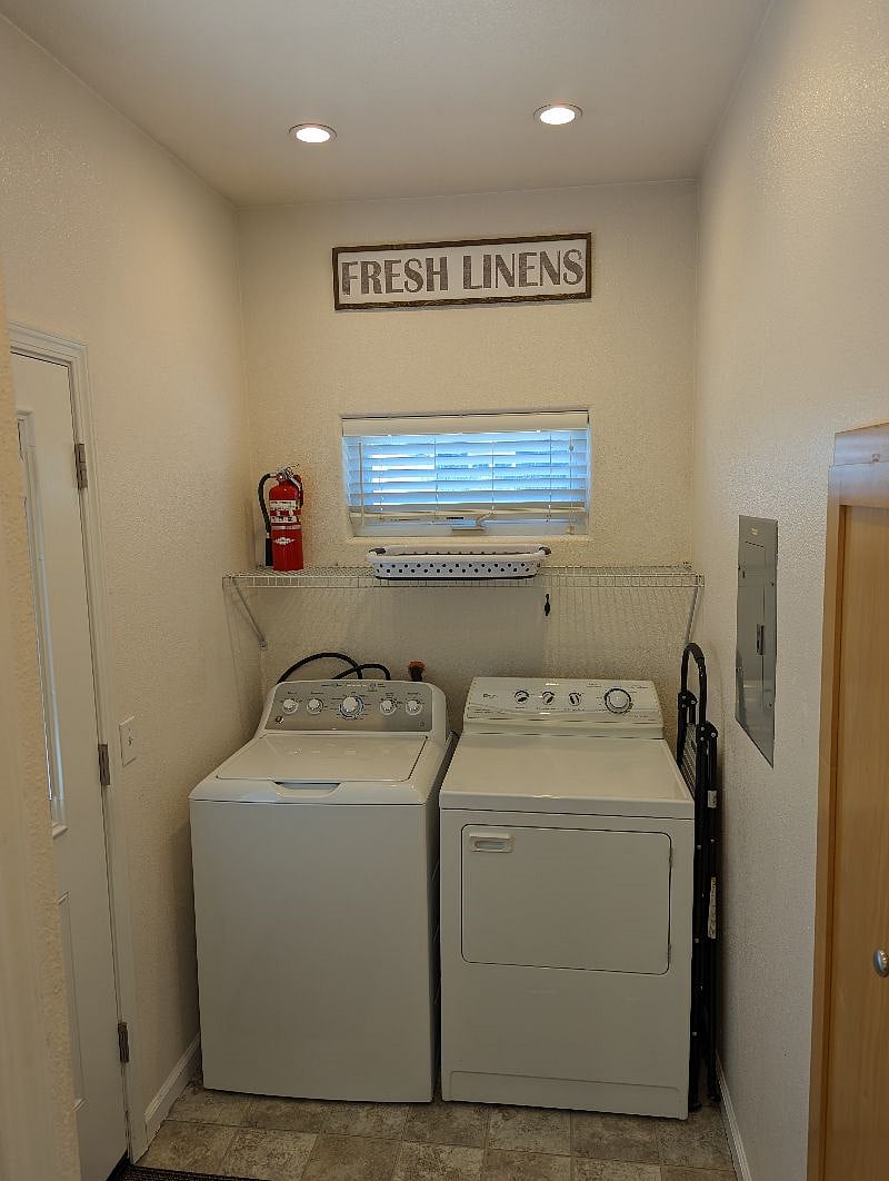 Furnished Finder property 570675_1 photo 10