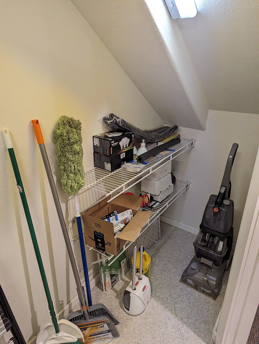 The other part of the Washer/Dryer room.