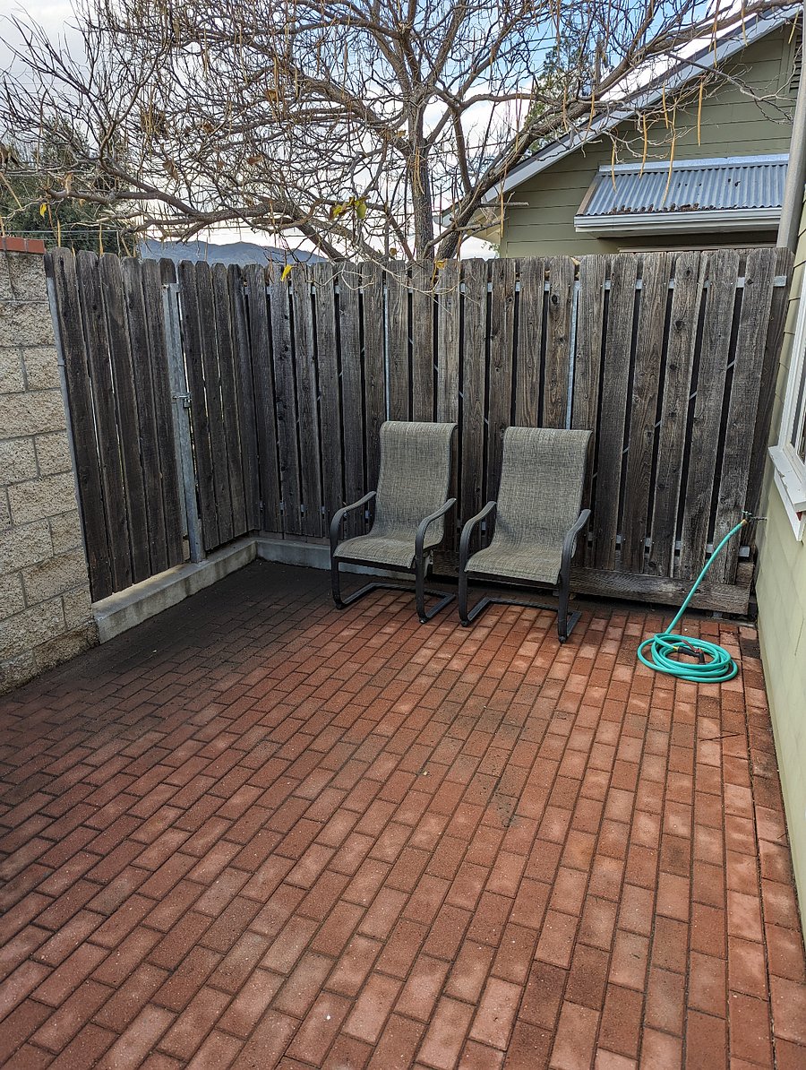 Other end of the patio space.