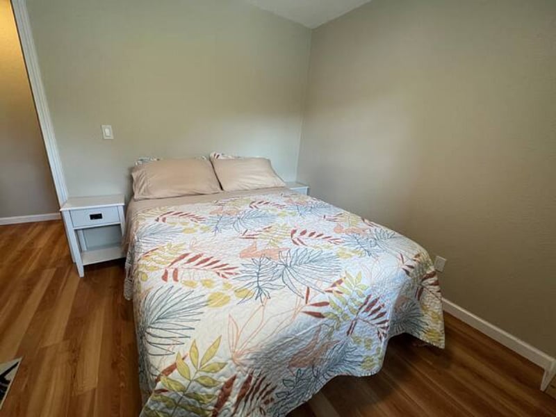 Furnished Finder property 570676_1 photo 43