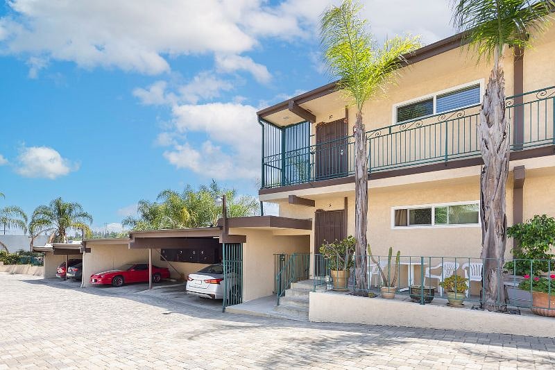 Furnished Finder property 570694_1 photo 12